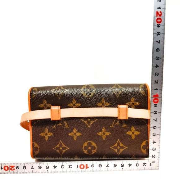 Louis Vuitton Florentine - Picture 3 of 10